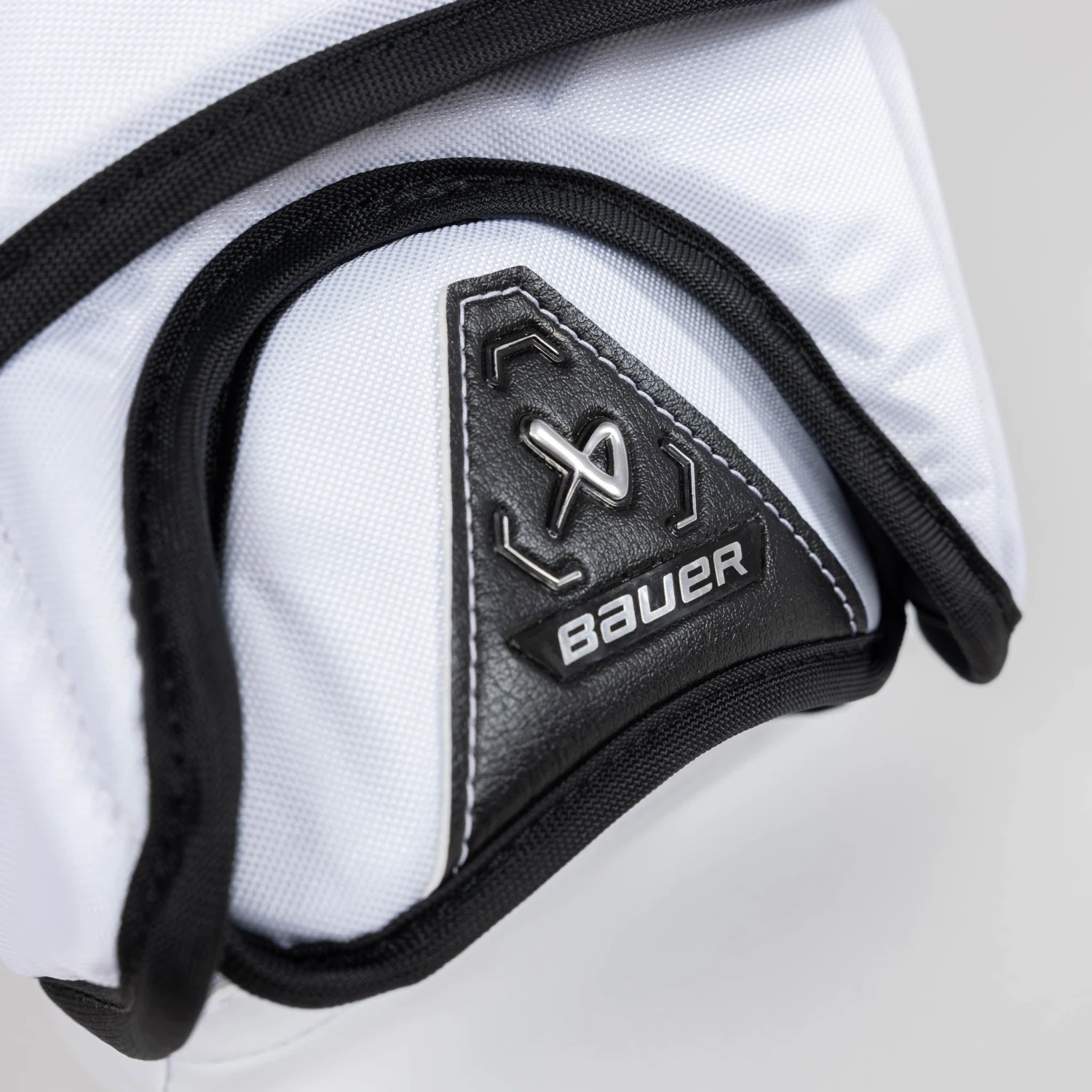 Bauer Supreme Mach Senior Goalie Catcher - Image 8