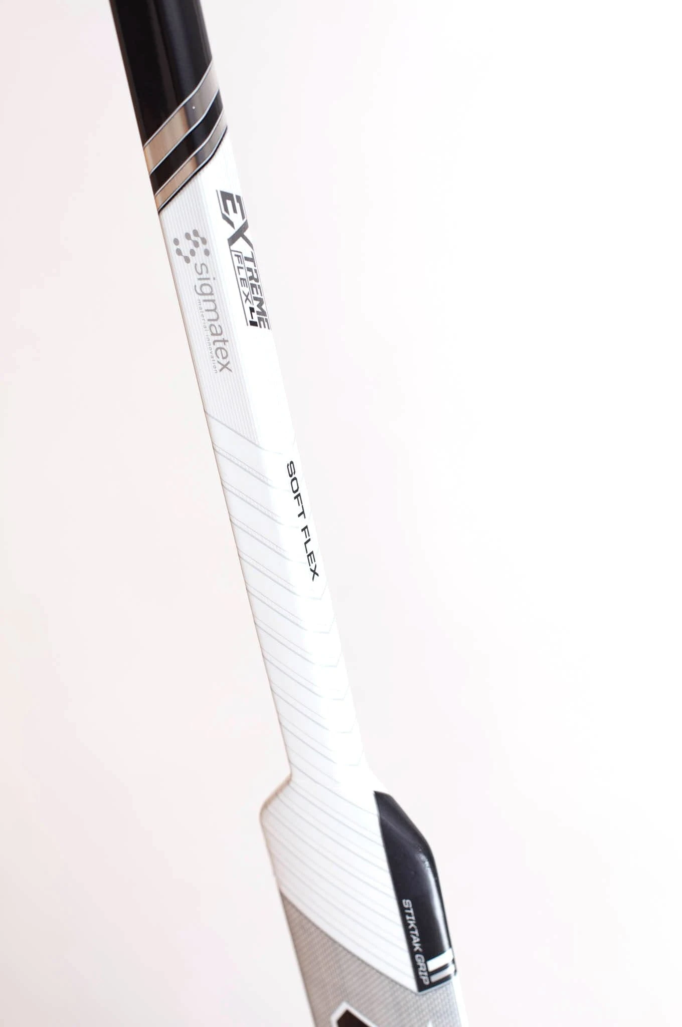 CCM Extreme Flex 4 Pro Senior Goalie Stick - Image 11