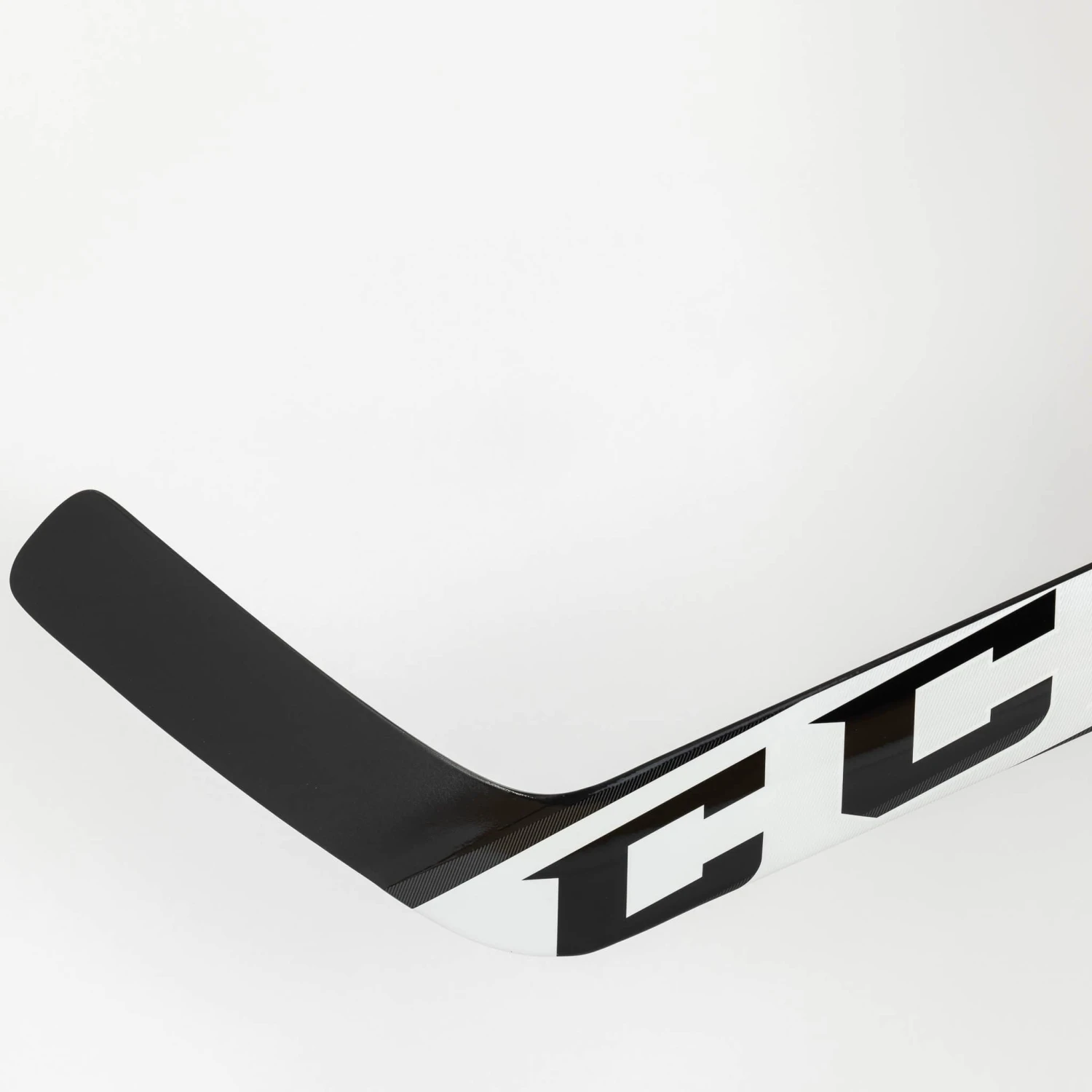 CCM Extreme Flex E5.5 Senior Goalie Stick - Image 10