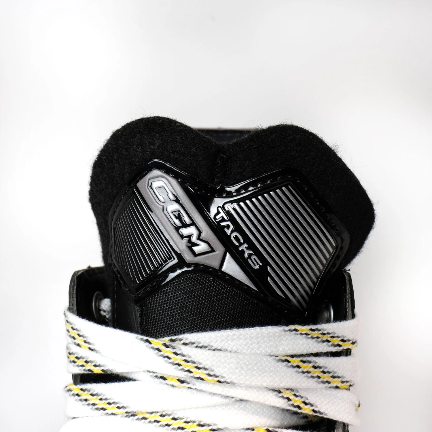 CCM Tacks Vector Plus Junior Hockey Skates - Image 3