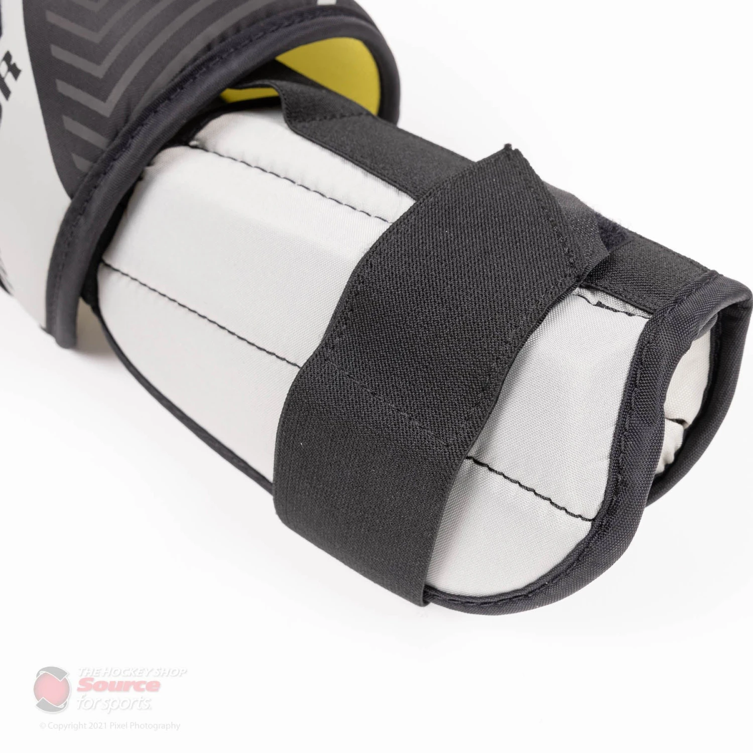 Warrior Ritual X3 E Senior Goalie Knee Pads - Image 4